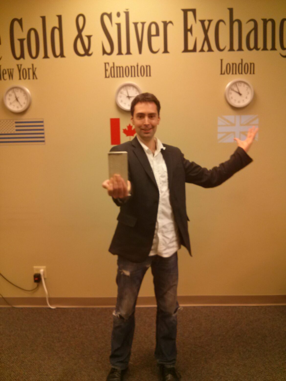 Giant Paper Weights in Stock! Umm, 100 Oz Silver Bars that is.